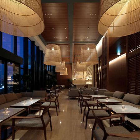 Candeo Hotels Osaka The Tower Екстериор снимка The lounge at the airport