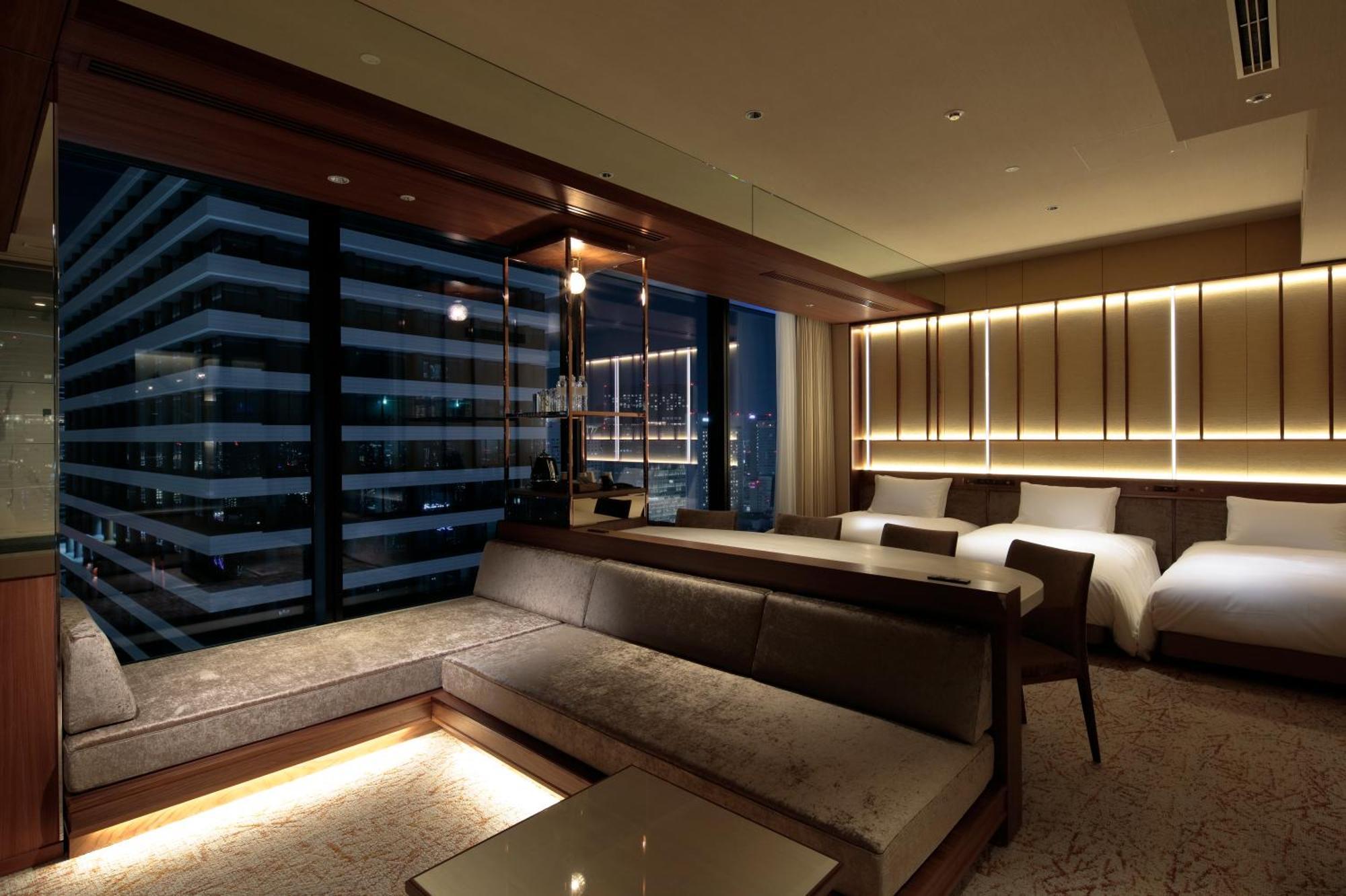 Candeo Hotels Osaka The Tower Екстериор снимка A room at the hotel