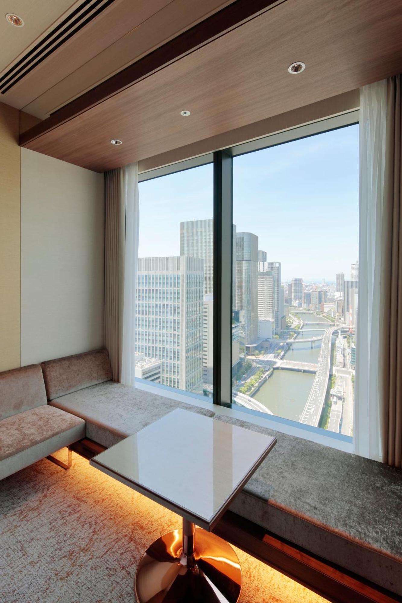 Candeo Hotels Osaka The Tower Стая снимка View from a room