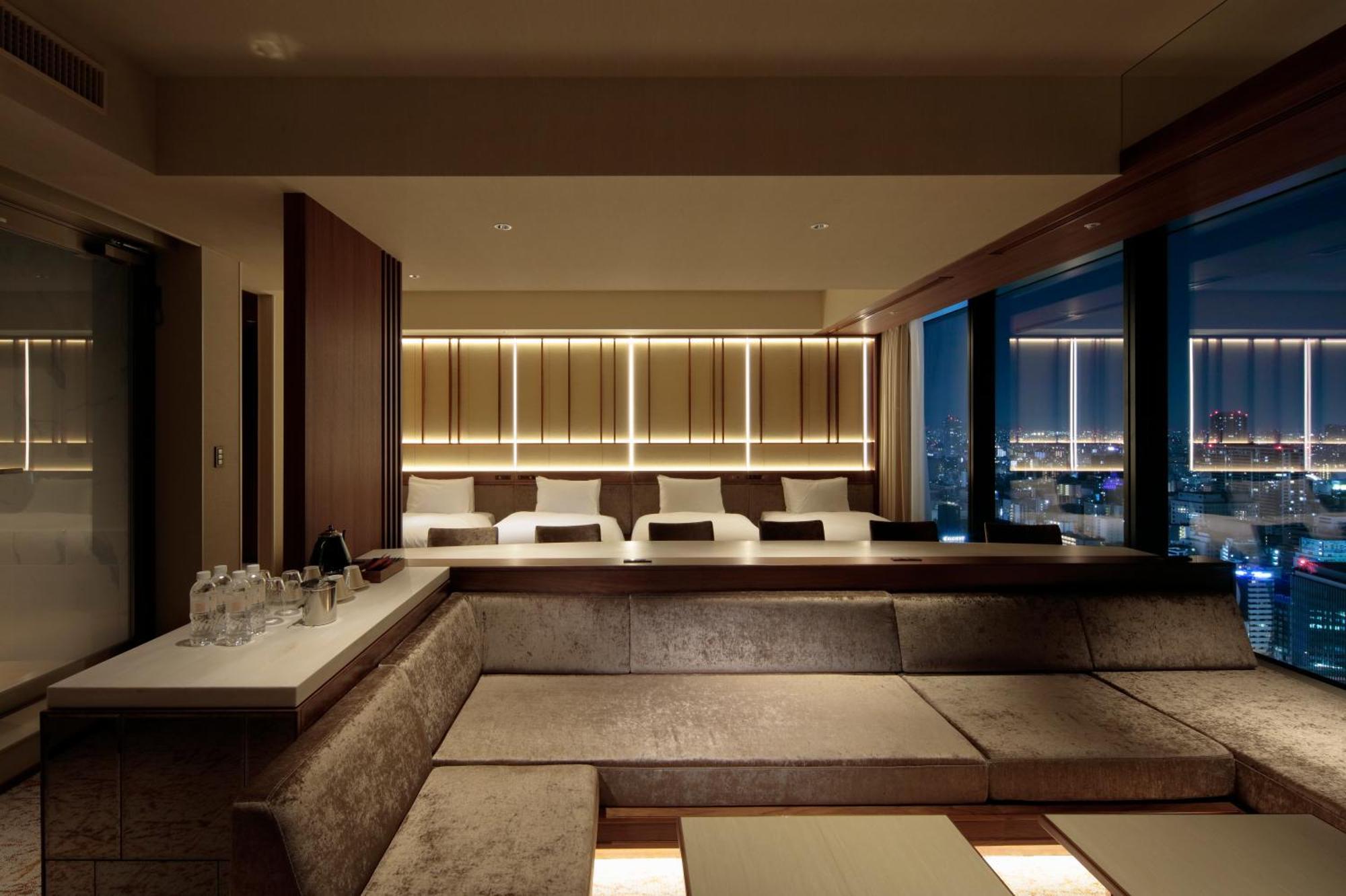 Candeo Hotels Osaka The Tower Екстериор снимка